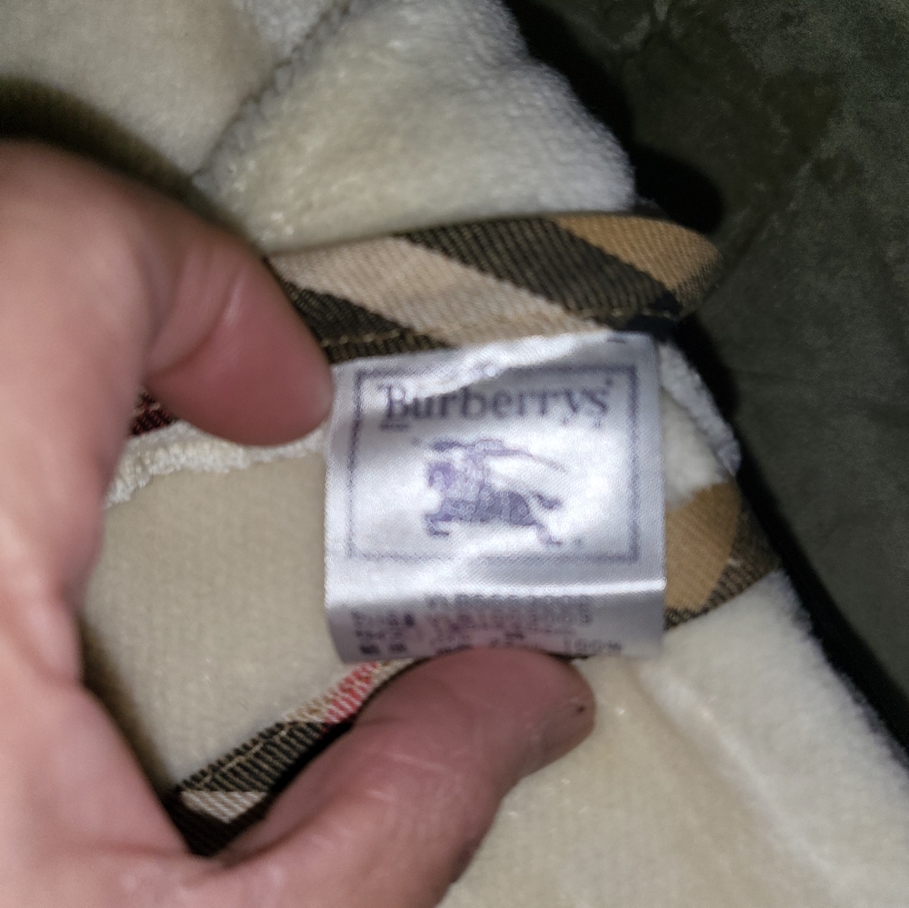 Authentic Burberry blanket /flat sheet - Picture 3 of 5